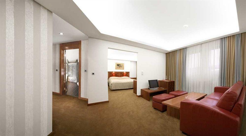 Hotel Exclusive Сараєво Екстер'єр фото