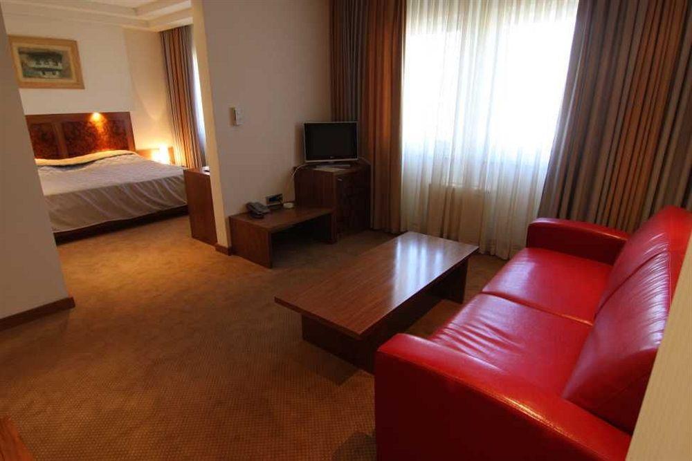 Hotel Exclusive Сараєво Екстер'єр фото