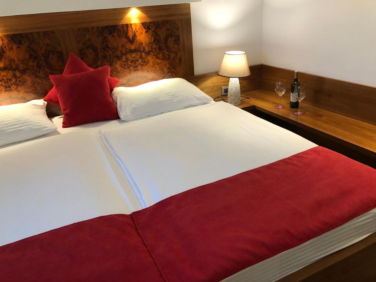 Hotel Exclusive Сараєво Екстер'єр фото