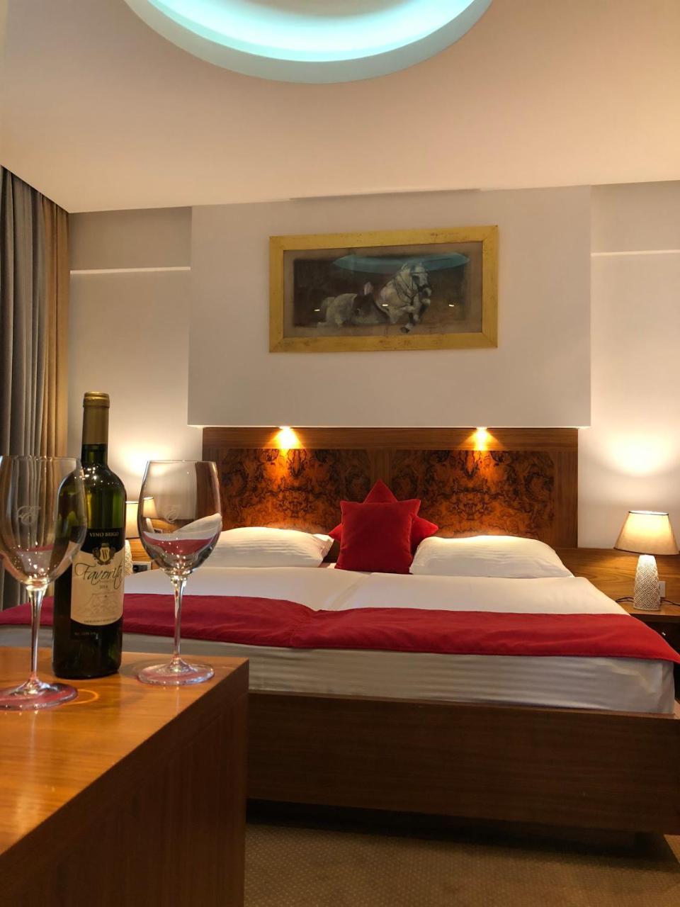 Hotel Exclusive Сараєво Екстер'єр фото